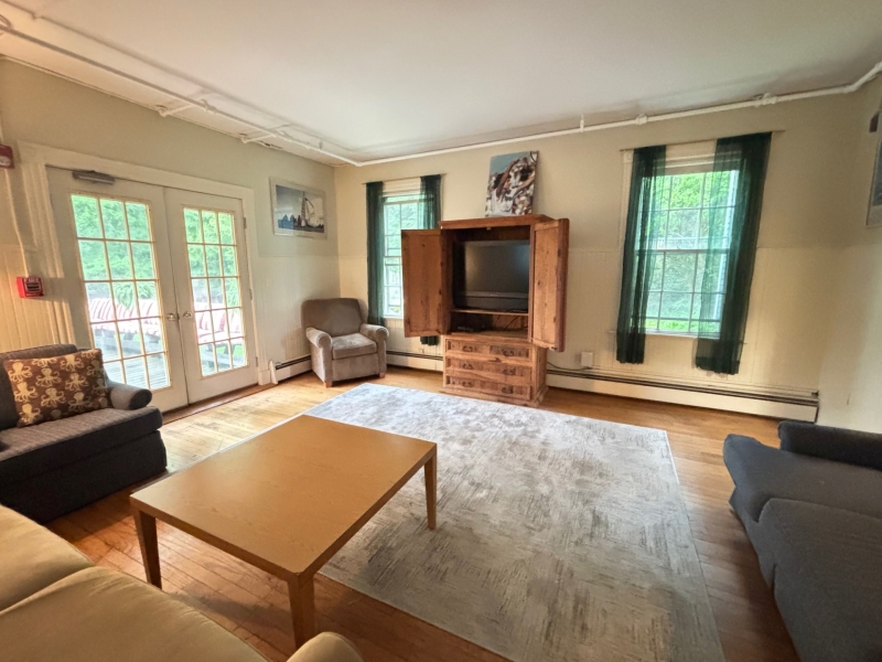 4 BR / Newport